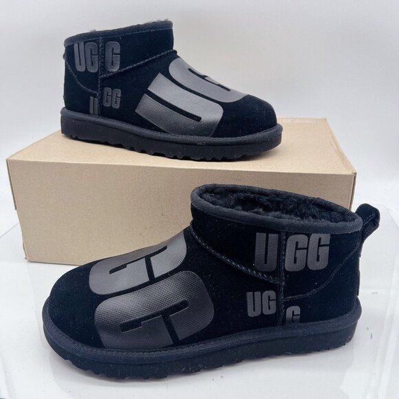 Ugg Classic Ultra Mini Scatter Women’s Ankle Winter Boots Booties Black US 7 - Picture 1 of 12